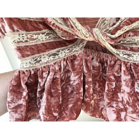 Free People Sz L Mauve Pink Velvet Peplum Ruffle Hem Cropped Smocked Top NWT NEW - Picture 9 of 16